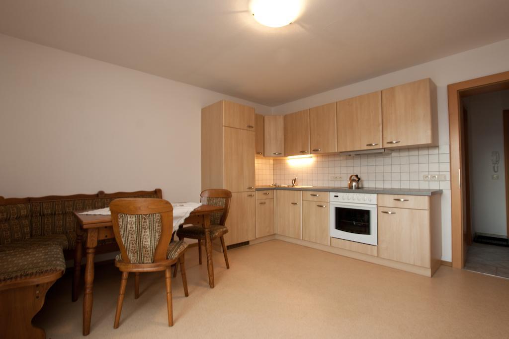 Appartment Laerchenalm Sankt Martin am Tennengebirge Habitación foto